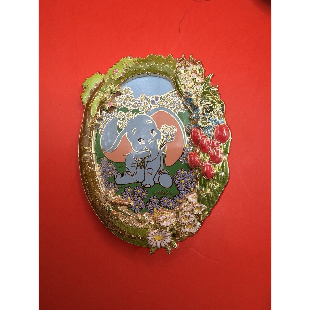 Disney TWDC DEC Spring Vibes Floral Portrait Frame Pin Dumbo The Flying Elephant